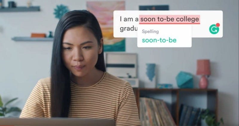 Dani types ‘soon to-be college graduate’, and Grammarly corrects. Or so it thinks.