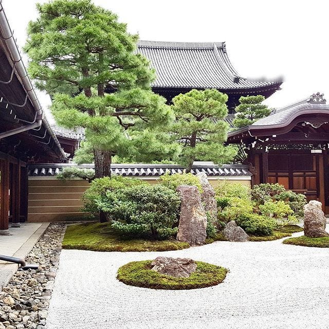 Beautiful spiritual Kyoto . . . #japan #ig_japan #kyoto #kenninji #temple  #gionkyoto #gion #zen #buddhism #trees🌳 #tr… | Zen garden, Japanese garden,  Garden stones