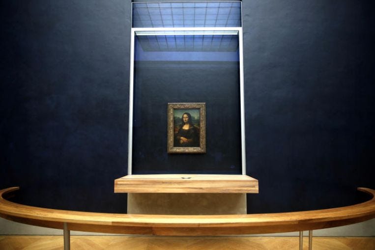 Mona Lisa's smile a touch clearer through Louvre's new protective glass