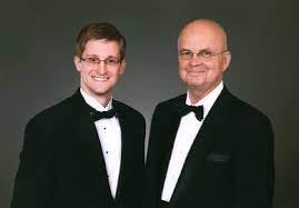 That time Edward Snowden and Gen. Michael Hayden took a photo together —  wearing smiles and tuxedos - The Washington Post