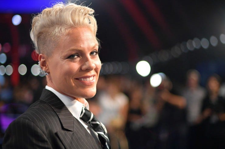 Pink 2017 vma red carpet a lsxo billboard 05 1548