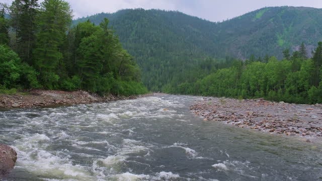 Snezhnaya River Eastern Siberia Russia High-Res Stock Video Footage - Getty  Images
