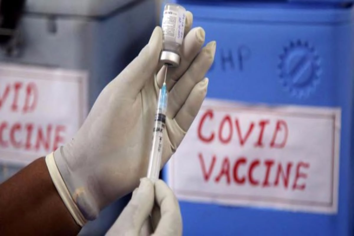 Several Users Find No Hospitals Offering Vaccines To People Below 45 Years,  CoWIN Chief Clarifies | India.com