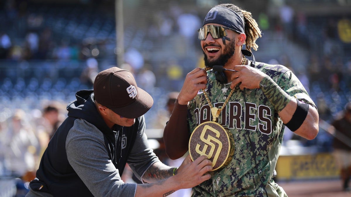 New chain brings even more swag to Padres - The San Diego Union-Tribune