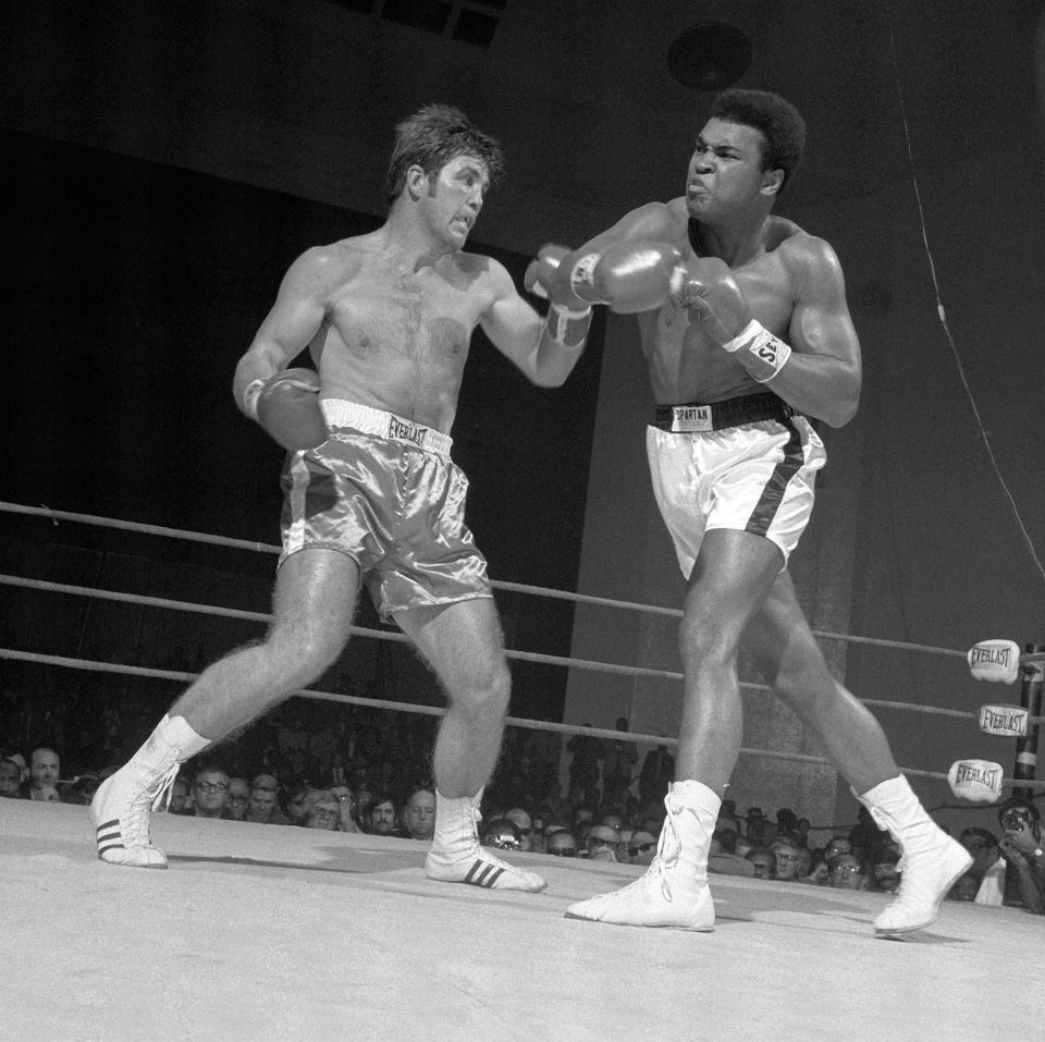 Ali vs Quarry, Ali Throwing a Right Hand | Neil Leifer