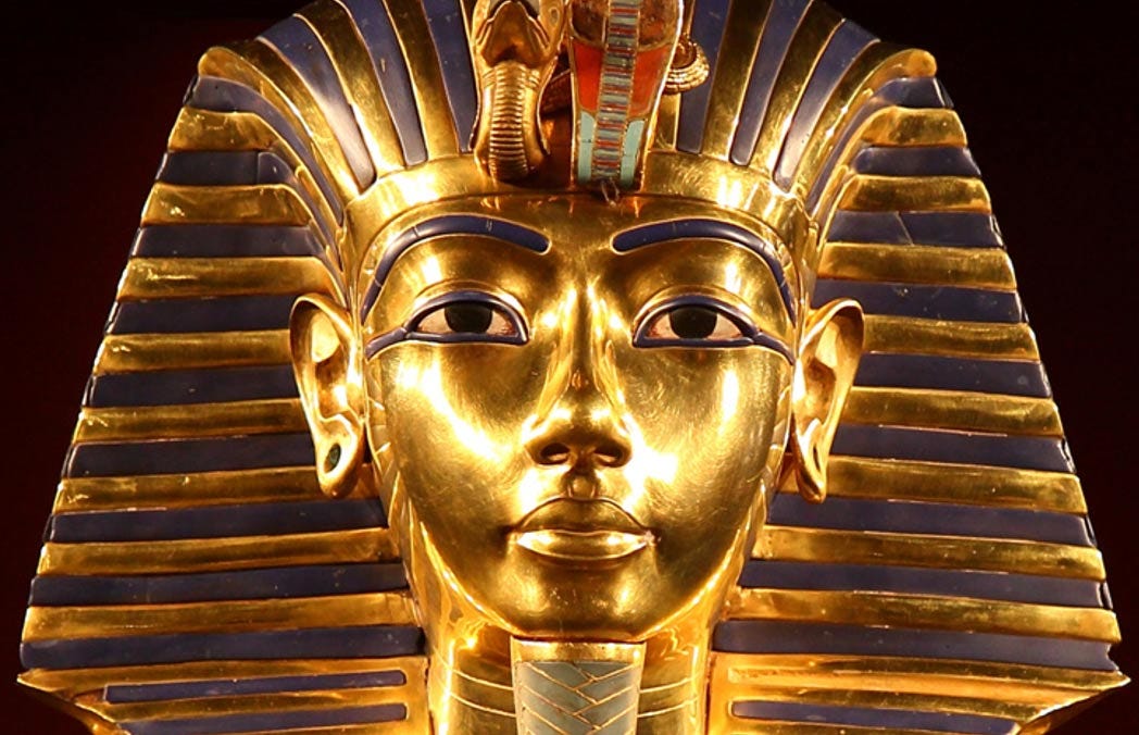 39 Most Famous Pharaohs Gold Statues | Pouted.com