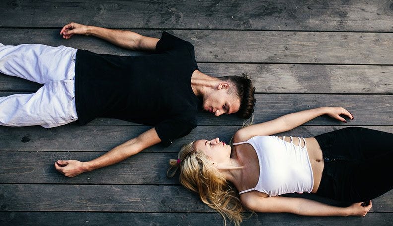 15 Signs Someone Is Detached & Doesn't Care About You or Your Feelings