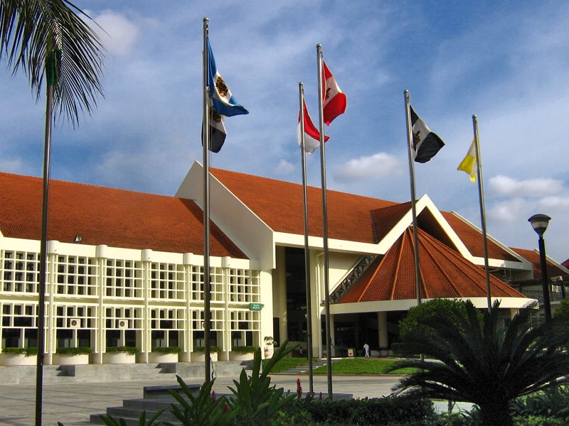 A picture of Raffles Square, of Raffles Institution, during the afternoon.