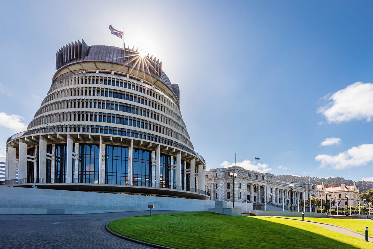 Wellington The Beehive Parliament Building New Zealand - Hospitality  Business