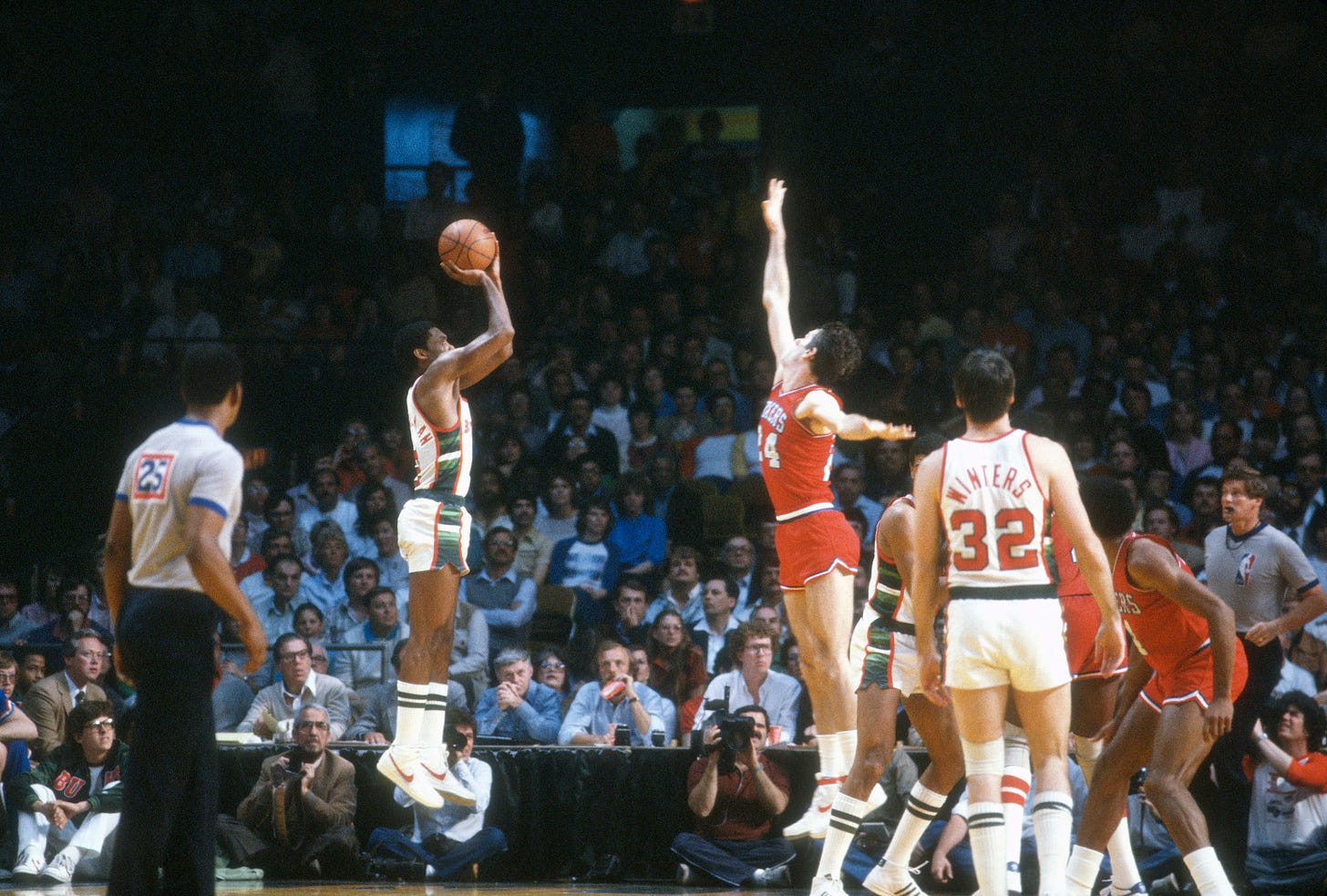 Milwaukee Bucks: Meet the 1970s All-Decade Team - Page 7