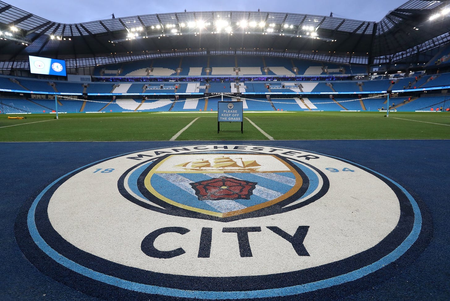 Manchester City Owner Sells $500 Million Stake to U.S. Investor - The New  York Times