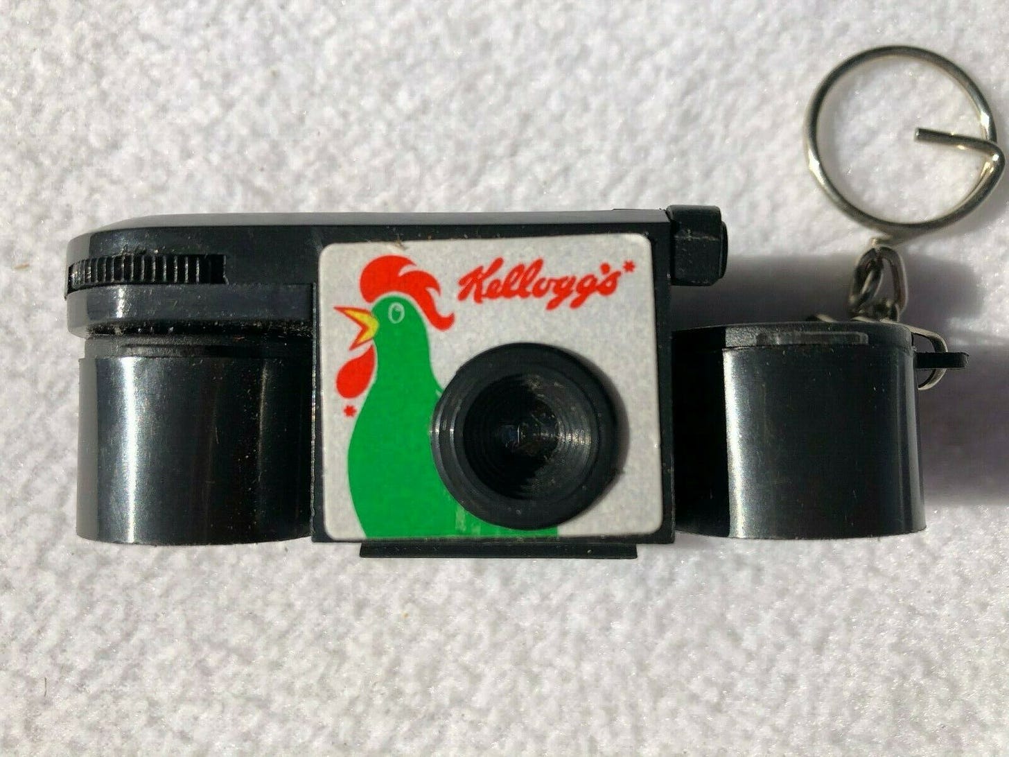 Image 2 - Vintage 110 Film Kellogg&#039;s Microcam Minicam corn flakes camera