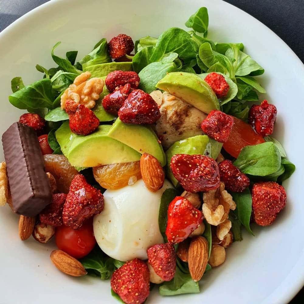 salad with freeze-dried fruits