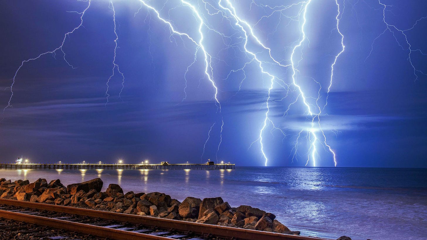 Check out these 'epic' images from that surprise lightning storm – Orange  County Register