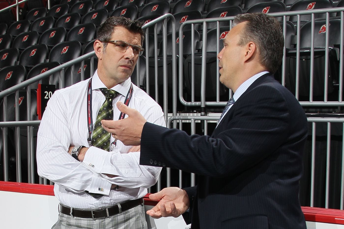 Evaluating the two general managers that came from Chicago; Bergevin vs  Cheveldayoff - Eyes On The Prize