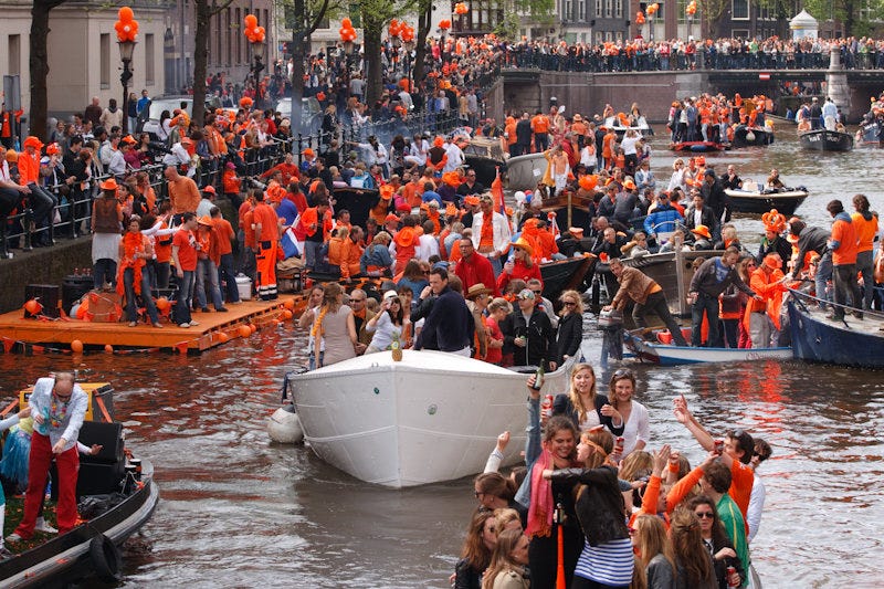 Koninginnedag 2010 Amsterdam - Boat party in canal Herengr… | Flickr