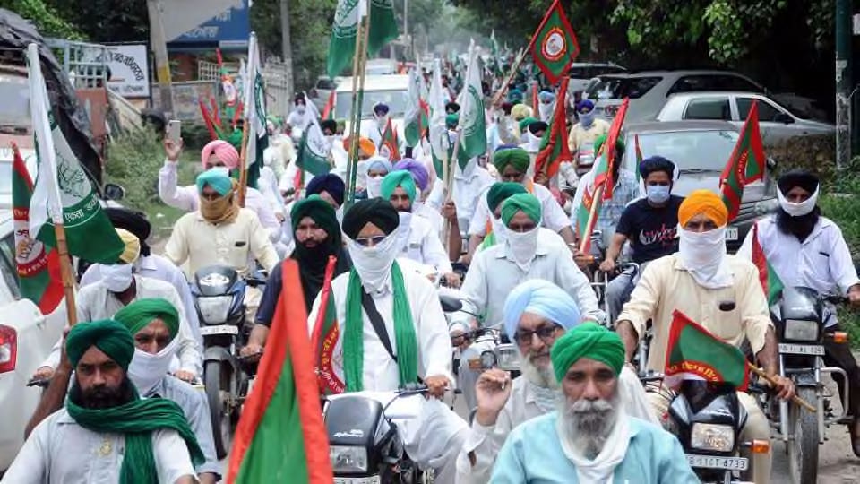 Farmers protesting near Punjab chief minister’s residence in Patiala on Monday.