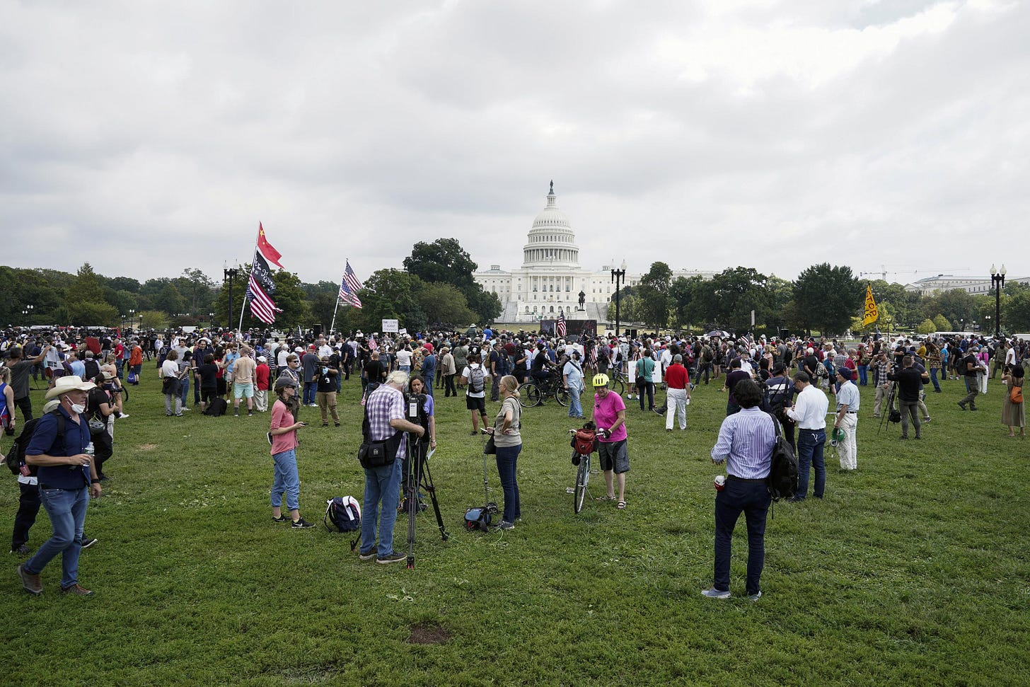 In edgy Washington, police outnumber Jan. 6 protesters