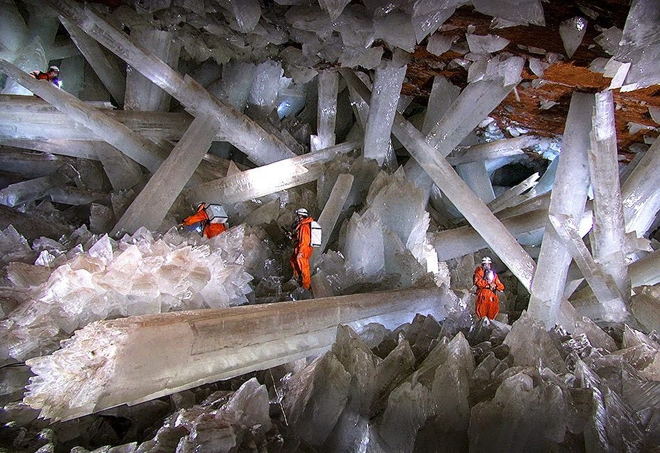 Cave of Crystals "Giant Crystal Cave" | Geology Page