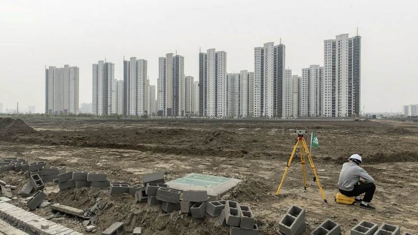 China construction resumes in sign of economic reopening | Financial Times