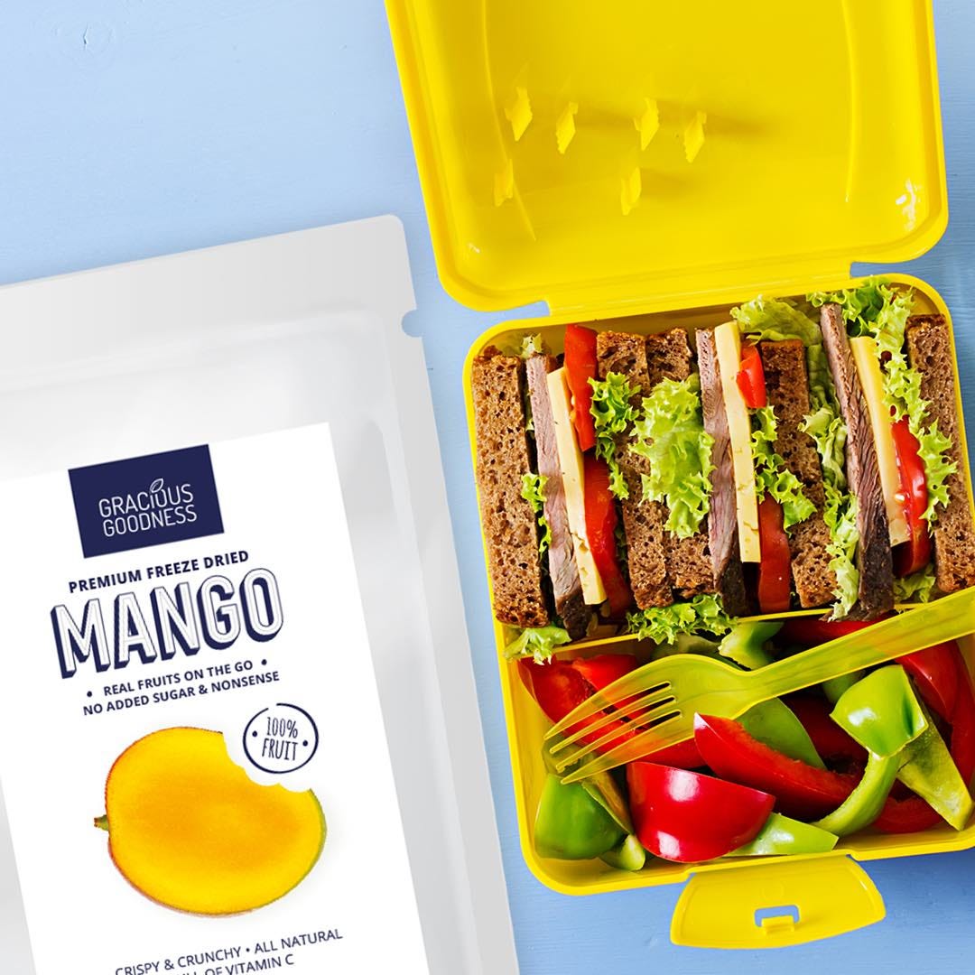 sandwich with freeze-dried mango