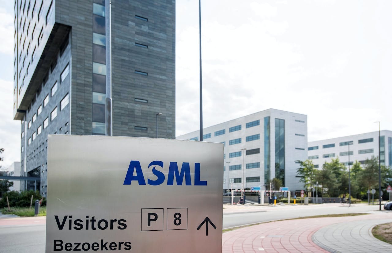 ASML heeft zijn aandeelhouders heel wat uit te leggen over de Chinese  technologieroof