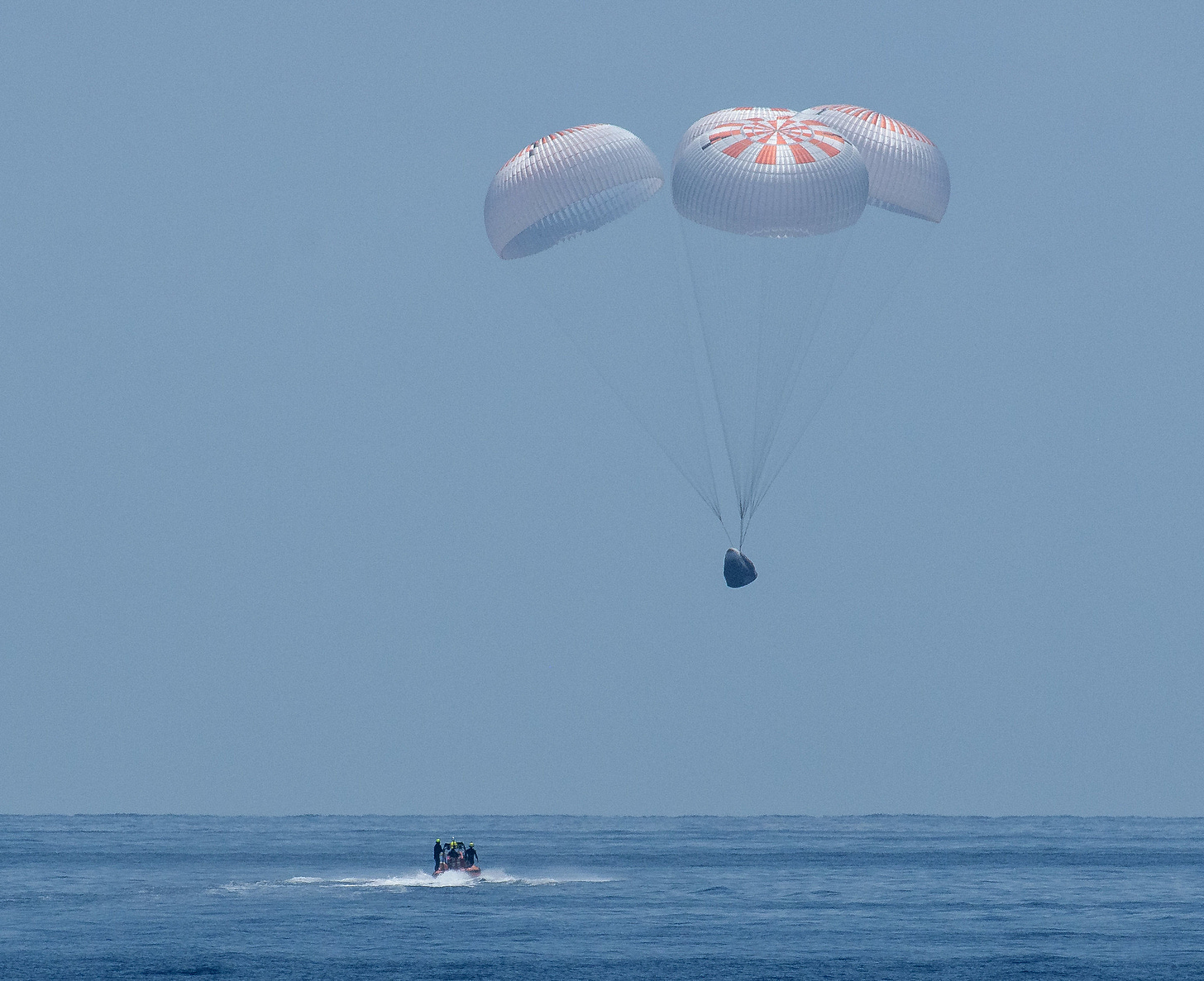 It sounds like an animal&#39;: NASA astronauts describe the Crew Dragon reentry  experience | Space