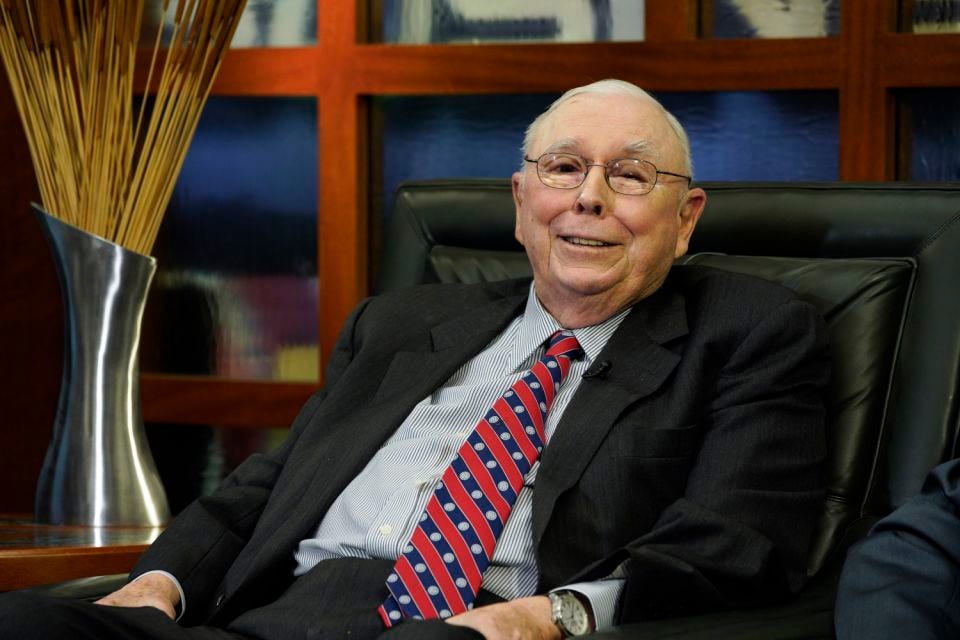 Here's how Charlie Munger would teach a business school course