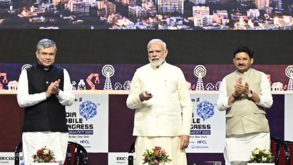 PM Modi launches 5G in India - riseshine.in