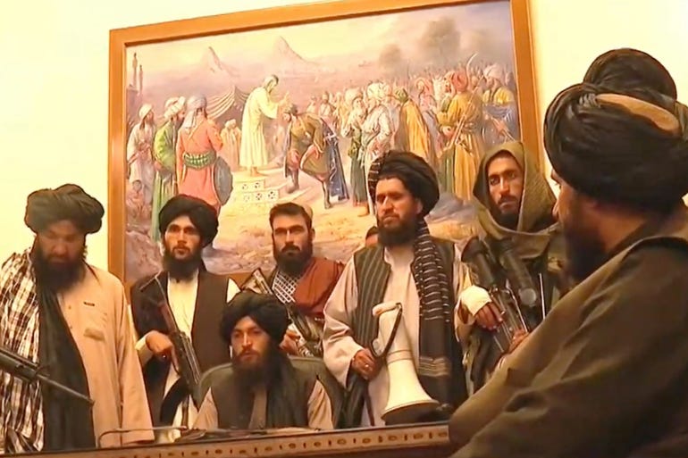 Taliban enters Afghan presidential palace after Ghani flees | Al Jazeera