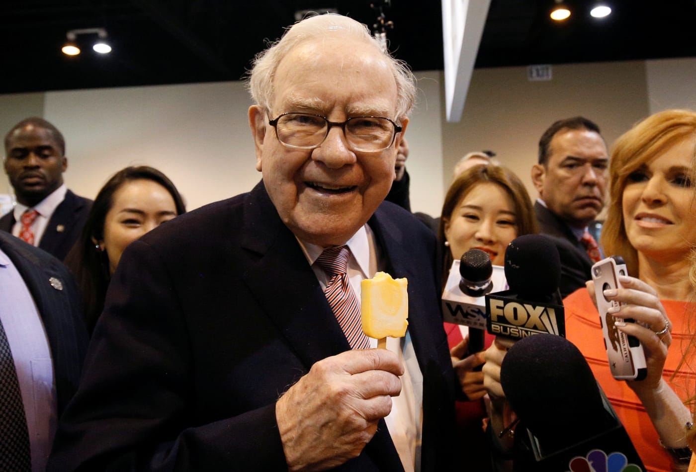 Berkshire Hathaway, de Warren Buffett, realiza investimentos no Japão
