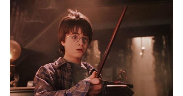 Harry Potter and the Sorcerer's Stone Movie Review | Common Sense Media