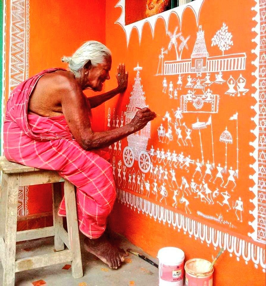 Tribal Army no Twitter: &quot;Warli Paintings Warli painting is a form of tribal  art mostly created by the tribal people from the North Sahyadri Range in  Maharashtra, India. https://t.co/v4d98Fj3Ka&quot; / Twitter