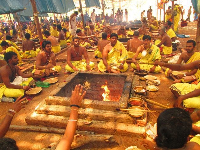 Yajna or Yagna - The Sacred Fire And Sacrificial Rituals in Hinduism -  TemplePurohit - Your Spiritual Destination | Bhakti, Shraddha Aur Ashirwad