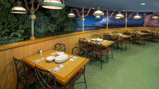 The Garden Grill Restaurant | Walt Disney World Resort