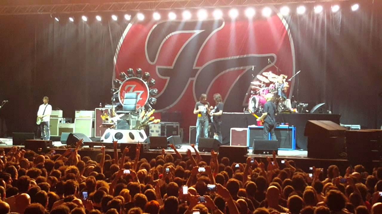 Foo Fighters Play Cesena, Italy After Viral Video | Billboard | Billboard