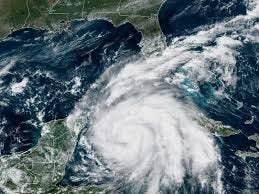 Hurricane Ian will hit Florida as a major storm, forecasters say : NPR