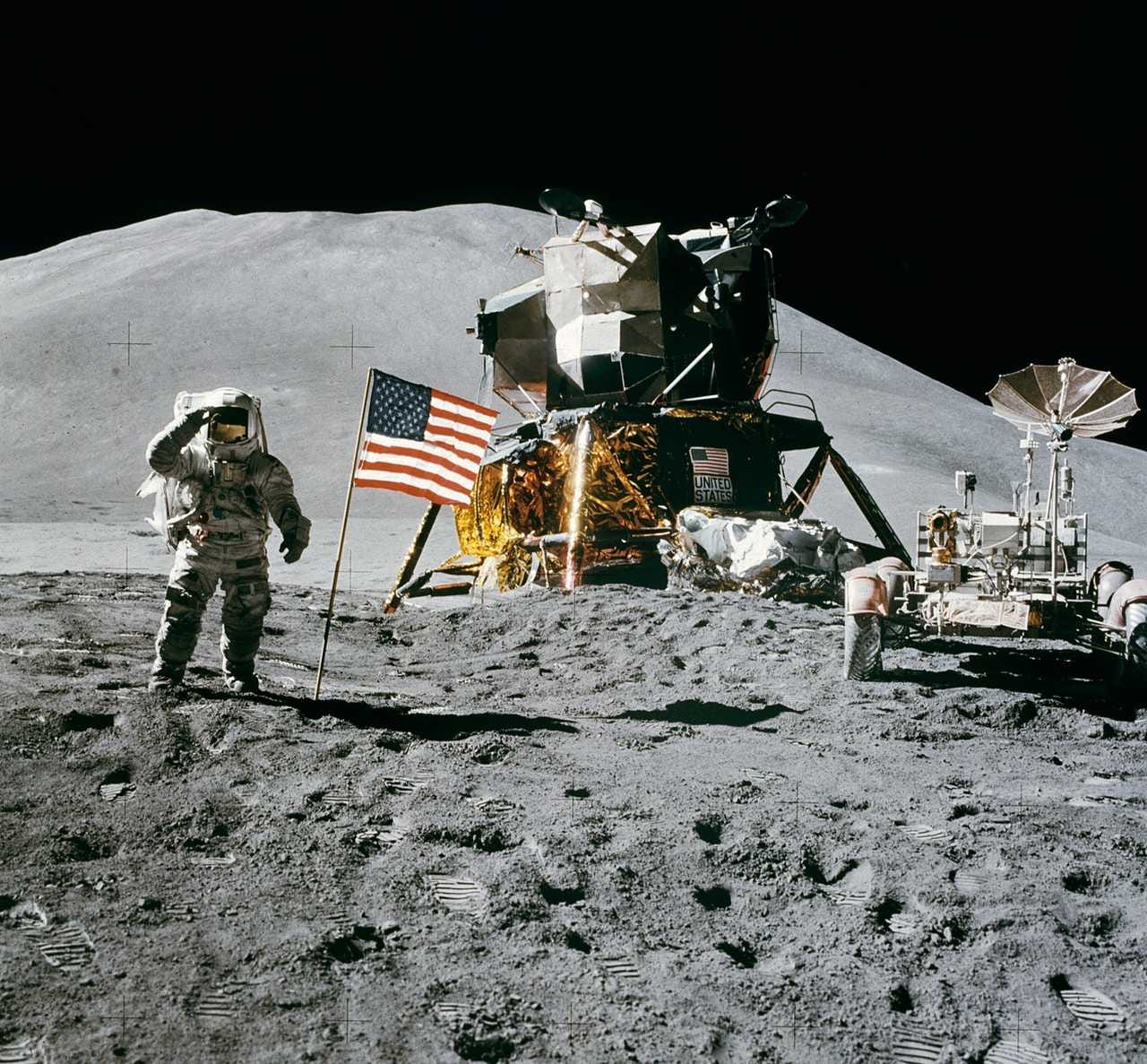 Image result from https://www.thetravelmagazine.net/us-space-tourism-where-to-celebrate-the-50th-anniversary-of-1969-moon-landing.html