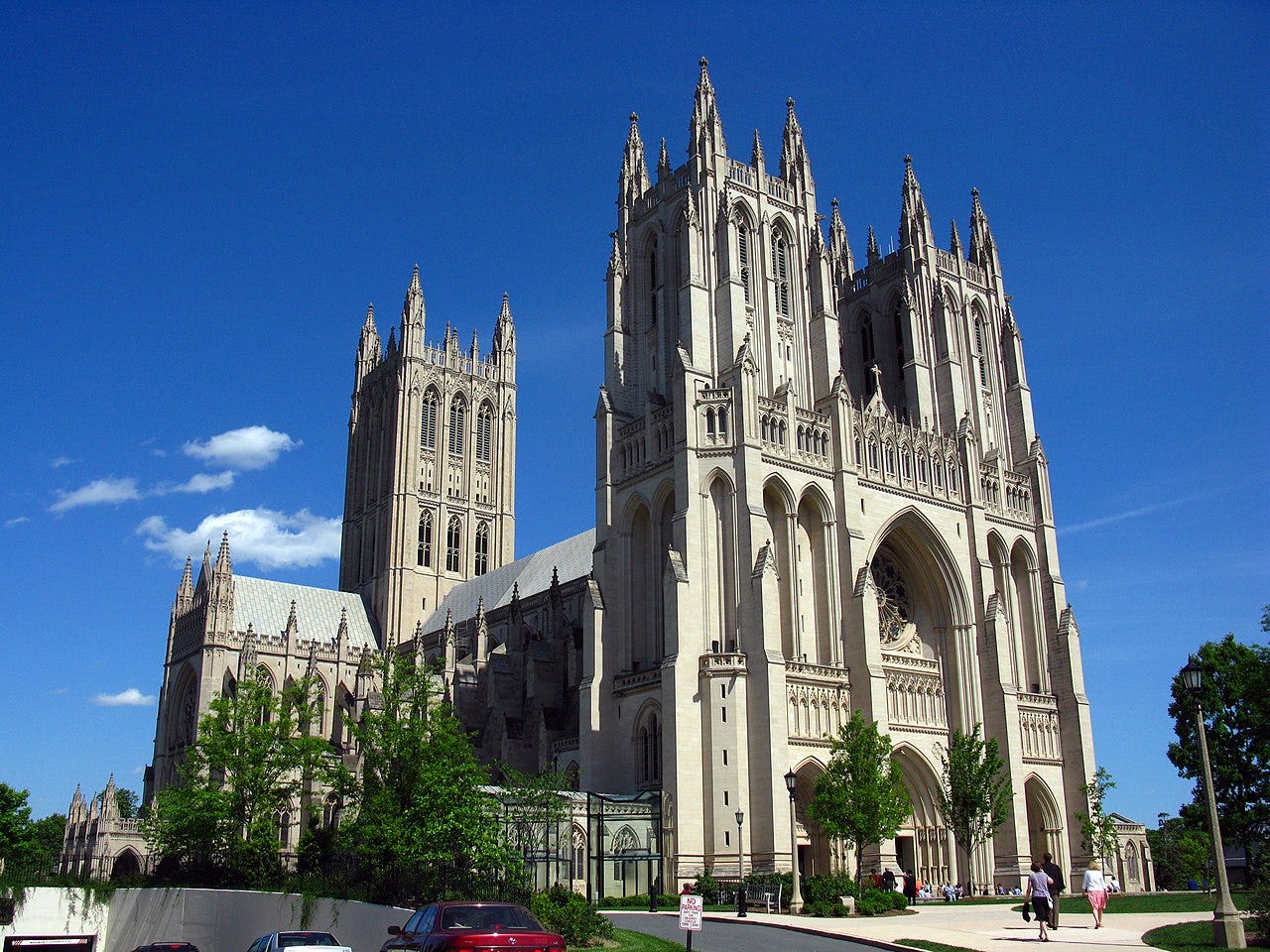 2009 05 10 - 5923 - Washington DC - National Cathedral (3848542229).jpg