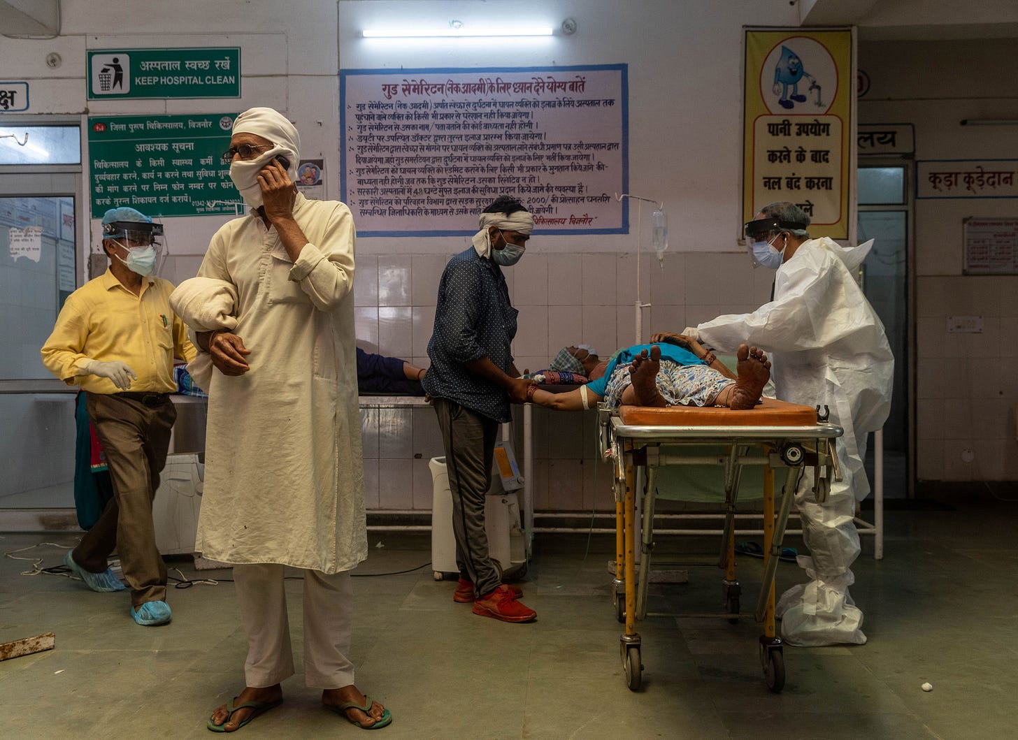 India's brutal COVID wave brings tragic scenes to small town hospital |  Reuters