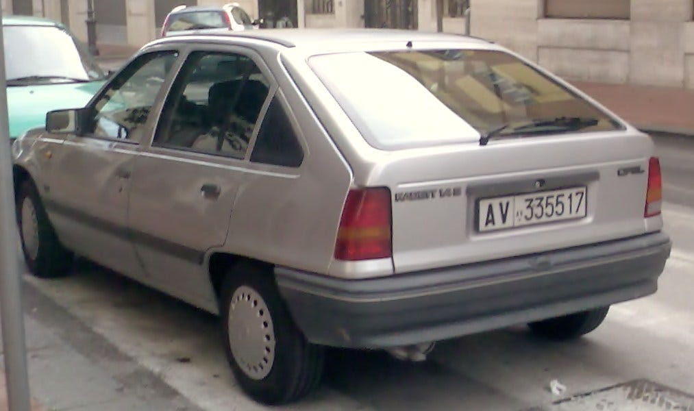 File:Opel Kadett silver, rear.jpg - Wikimedia Commons