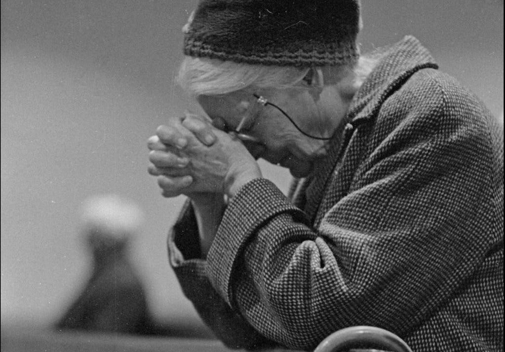 Dorothy Day - morning Mass 1973 | Jim Forest | Flickr