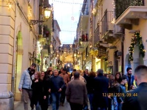 Corso Umberto in Taormina, Dec 8, 2019 (194)