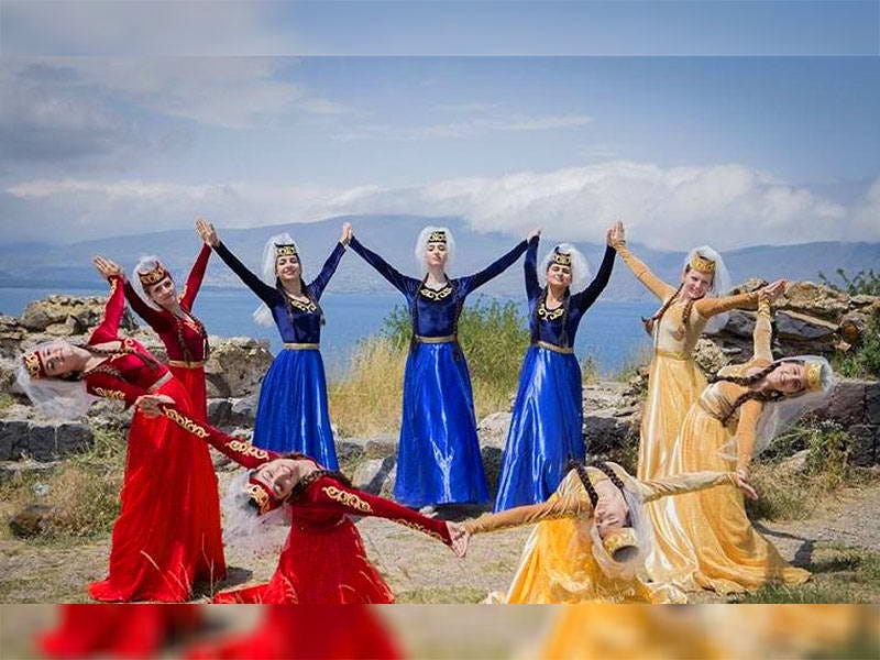 Armenian dance Kochari included in the list of UNESCO