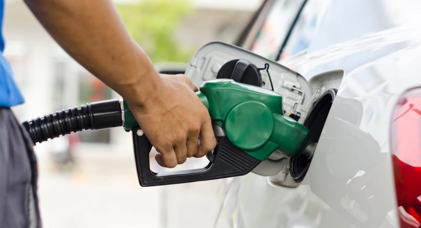 Sri Lanka hikes import duty on fuel despite global decline in prices
