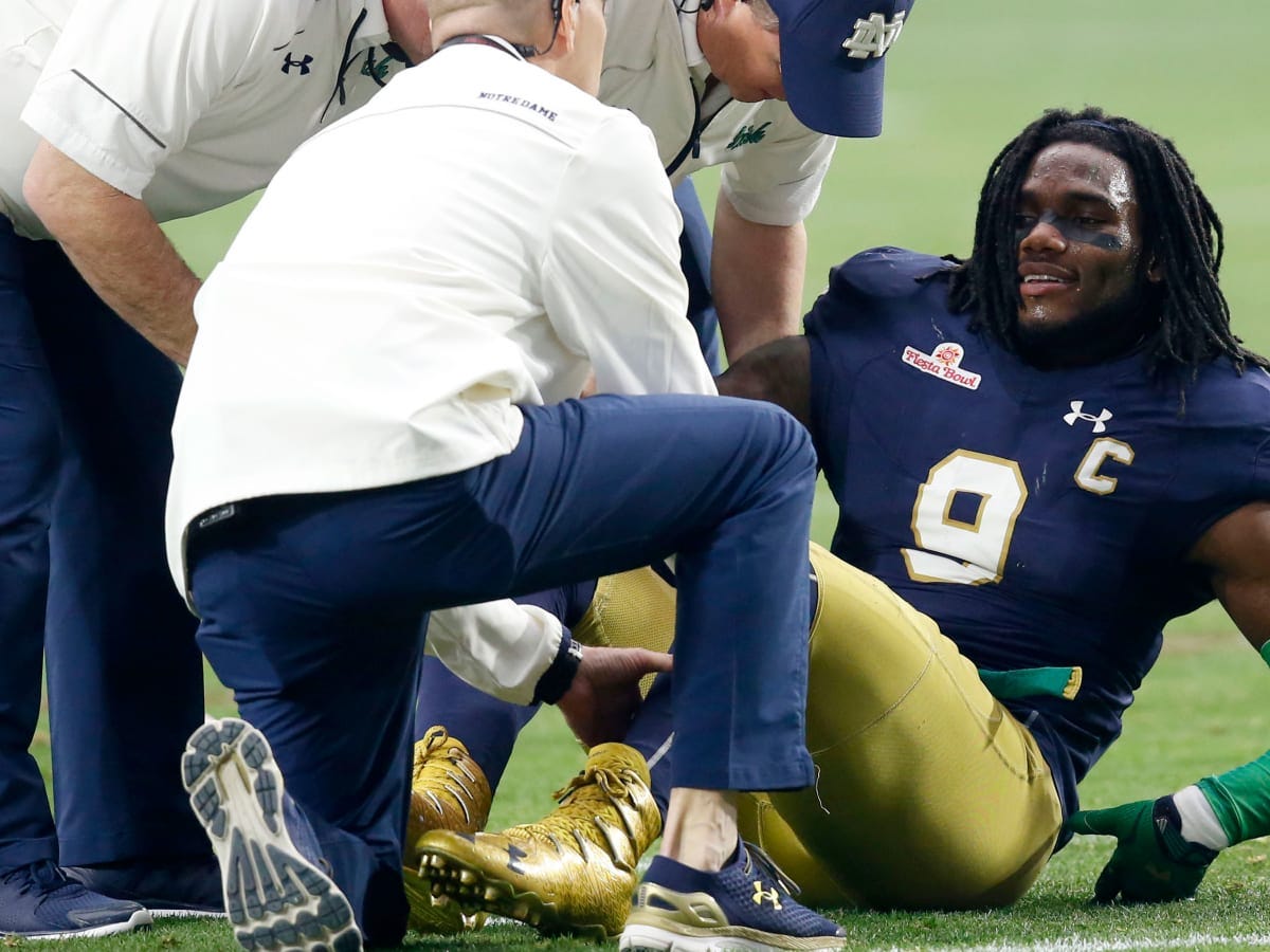 Notre Dame vs Ohio State: Jaylon Smith injures knee in Fiesta Bowl - Sports  Illustrated