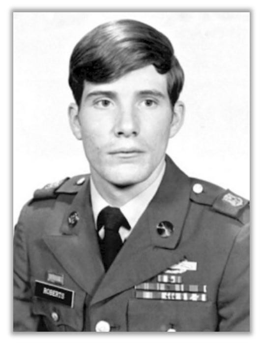 Headshot of Gordon Roberts, in uniform