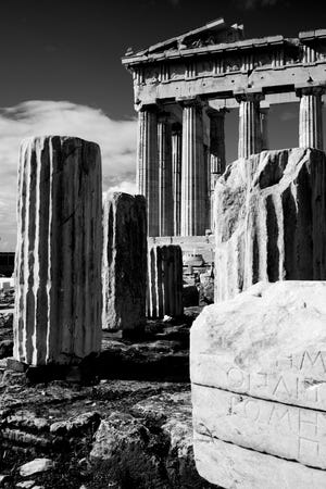 Mono ruined columns and pediment of Parthenon.jpg