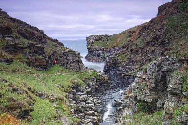 The Rocky Valley Labyrinths are located by the Trevillet River, pictured here, in Cornwall. (Jenny / Adobe Stock)