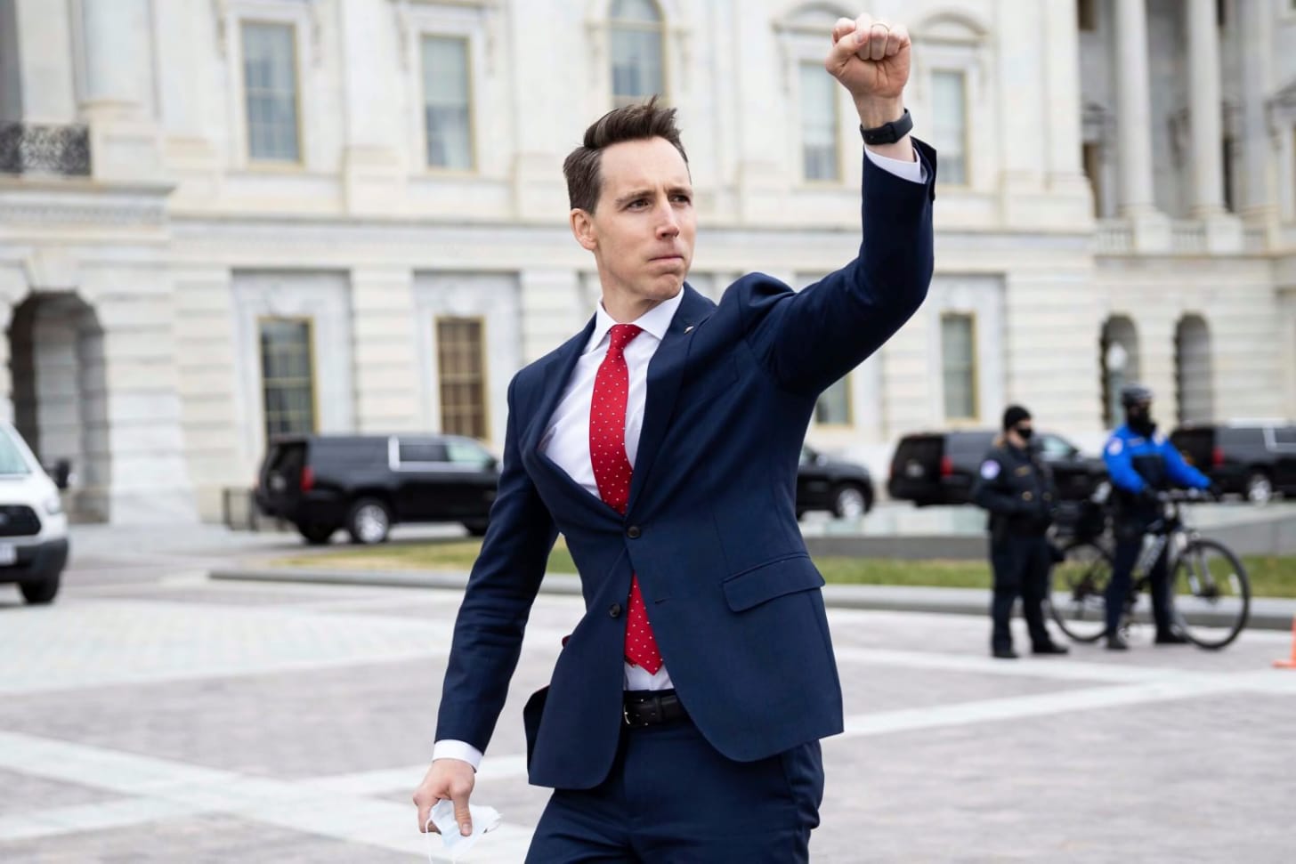 Josh Hawley seen fleeing pro-Trump mob he 'riled up' with fist salute in  newly released Jan. 6 footage